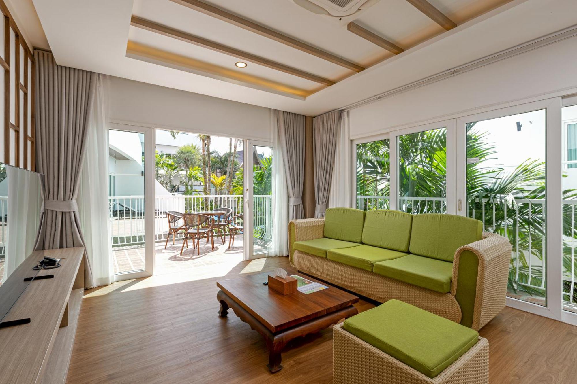 Phunawa Resort Phuket Karon Beach - Sha Plus Buitenkant foto