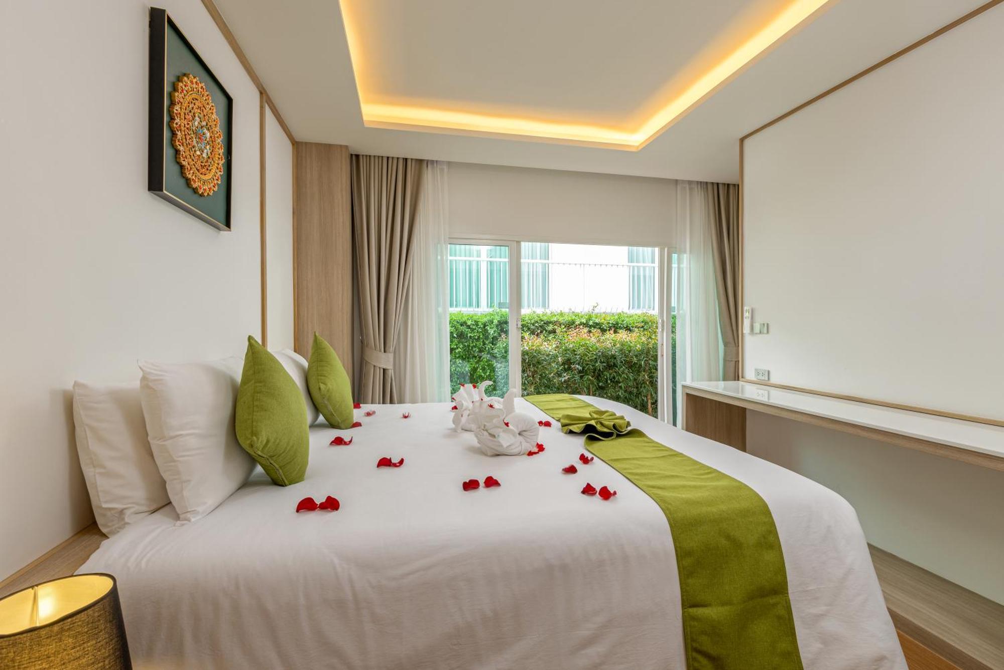 Phunawa Resort Phuket Karon Beach - Sha Plus Kamer foto